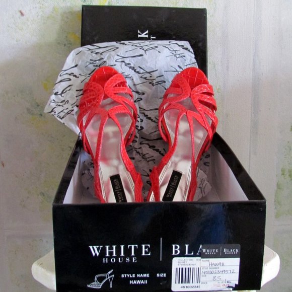 RED SHOES - 8.5, 8 1/2 WHBM STRAPPY 5" HEELS, WHITE HOUSE BLACK MARKET w BOX - Picture 4 of 12
